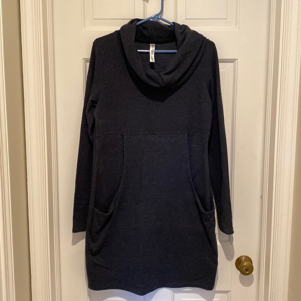 Casual sweatshirt dress size L  cowl neck